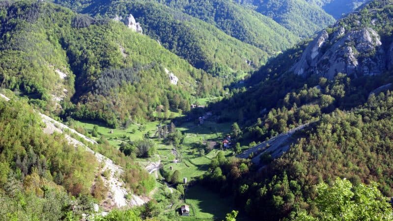 The small settlement of Ryakata
