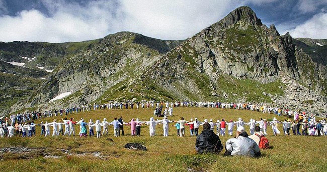 The Panevritmia dance of the followers of Petar Dunov, the so called Dunovisti or The White Brotherhood